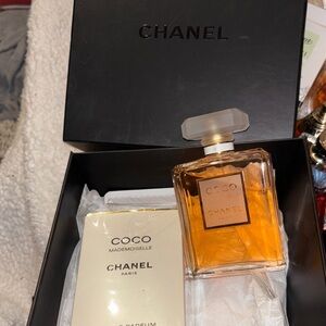 DNB - CHANEL Coco Mademoiselle Eau de Parfum 
6.8 oz